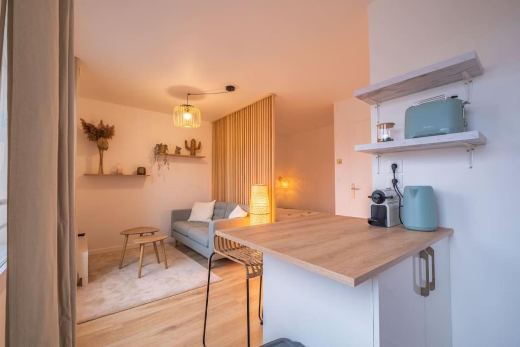 Apartament Le Jeroboam Reims Zewnętrze zdjęcie